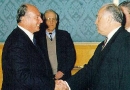 Mowlana Hazar Imam being greeted by Prime Minister Victor Chernomyrdin